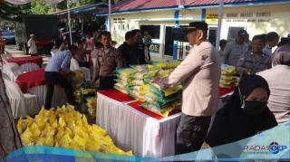 Gerakan Pangan Murah Polres Langkat Diserbu Warga